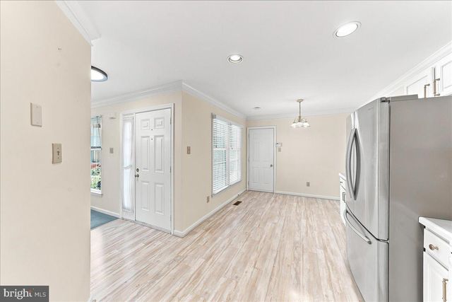 402 SUMNER WAY, West Chester, PA 19382