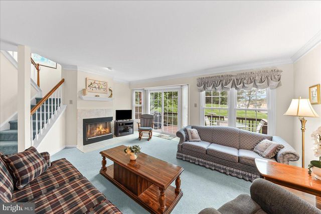 402 SUMNER WAY, West Chester, PA 19382