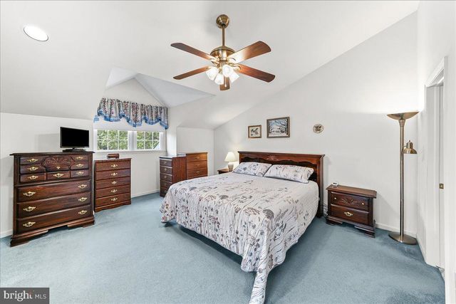402 SUMNER WAY, West Chester, PA 19382