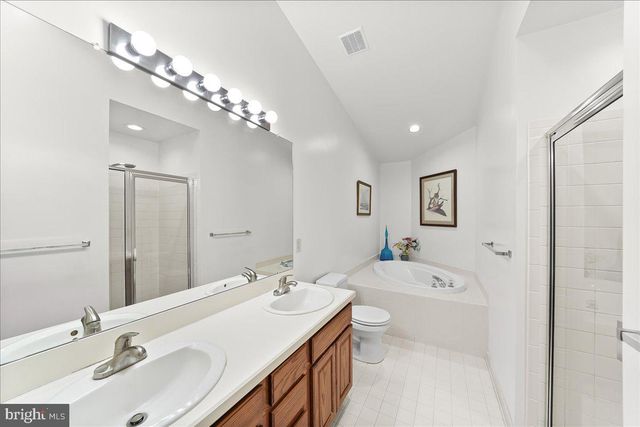 402 SUMNER WAY, West Chester, PA 19382