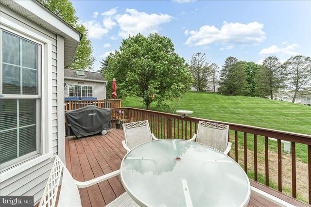 402 SUMNER WAY, West Chester, PA 19382
