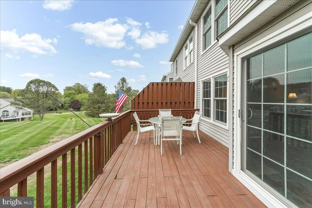 402 SUMNER WAY, West Chester, PA 19382