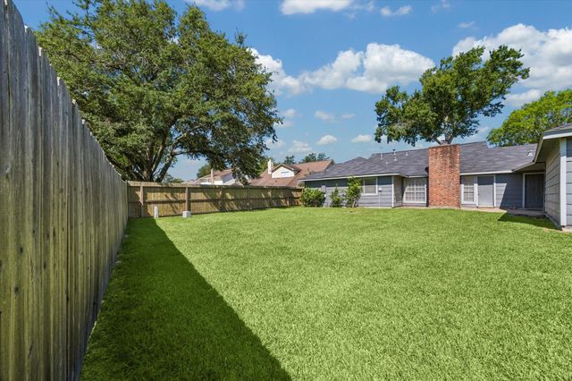 1730 Hilton Head Drive, Missouri City, TX 77459
