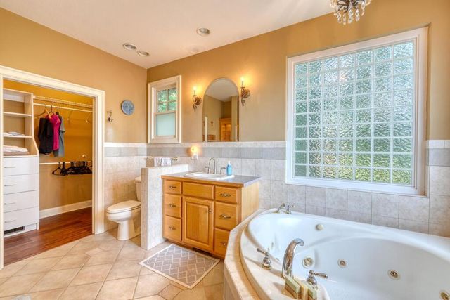 1722 Victoria Woods Circle, Hiawassee, GA 30546