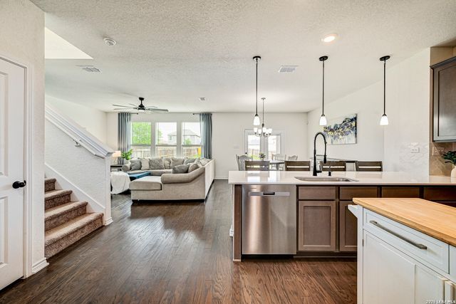 2426 Indian Frst, San Antonio, TX 78244