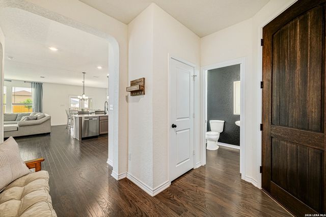 2426 Indian Frst, San Antonio, TX 78244