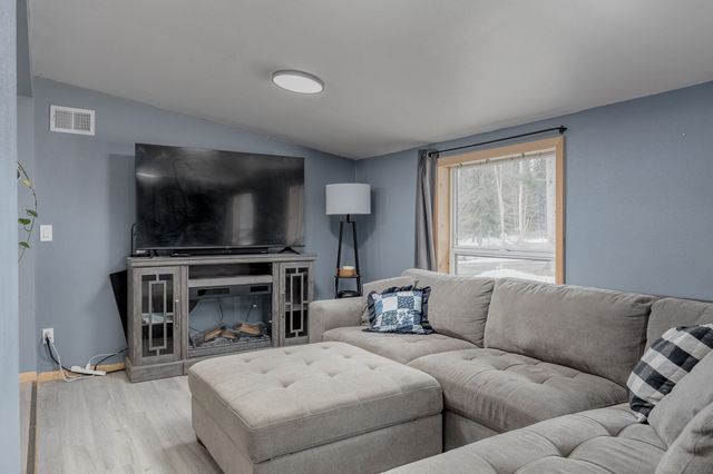 2134 NOAH COURT, North Pole, AK 99705