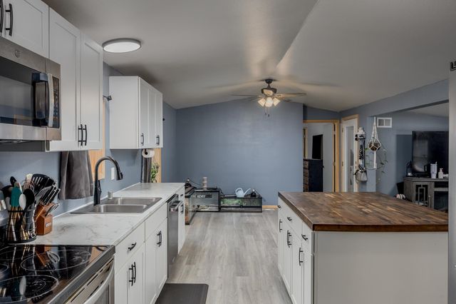 2134 NOAH COURT, North Pole, AK 99705