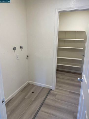 5050 Valley Crest Dr. 66, Concord, CA 94521