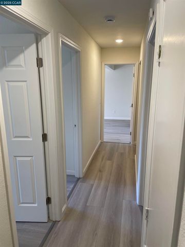 5050 Valley Crest Dr. 66, Concord, CA 94521