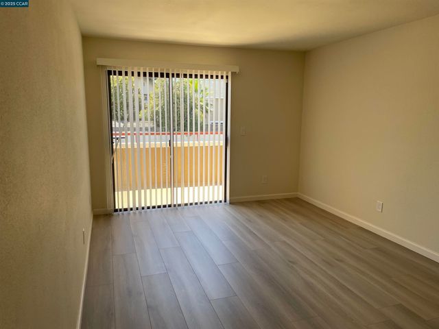 5050 Valley Crest Dr. 66, Concord, CA 94521