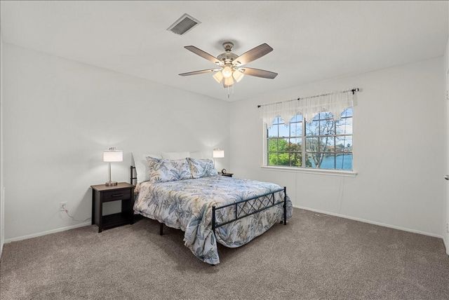 8908 Glacier Avenue, Texas City, TX 77591