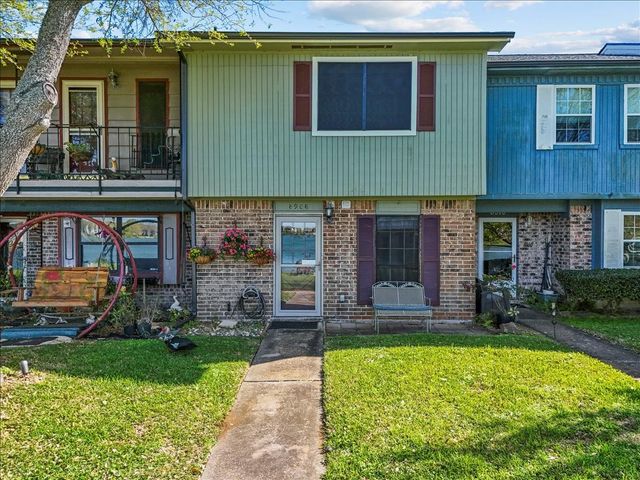 8908 Glacier Avenue, Texas City, TX 77591