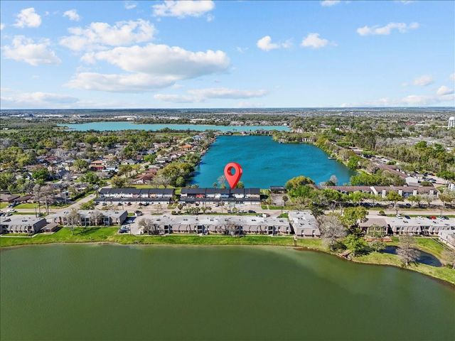 8908 Glacier Avenue, Texas City, TX 77591