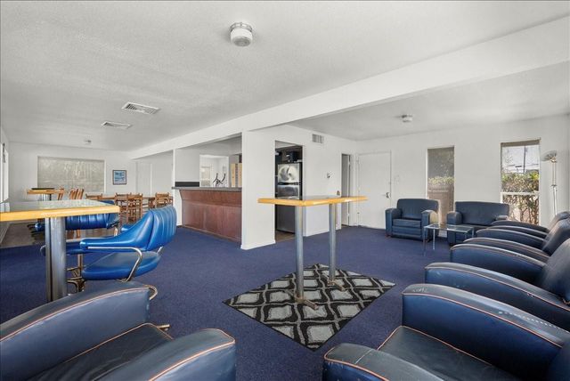 8908 Glacier Avenue, Texas City, TX 77591