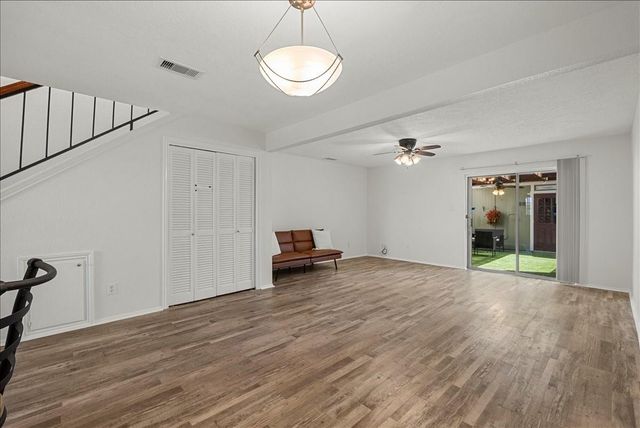 8908 Glacier Avenue, Texas City, TX 77591