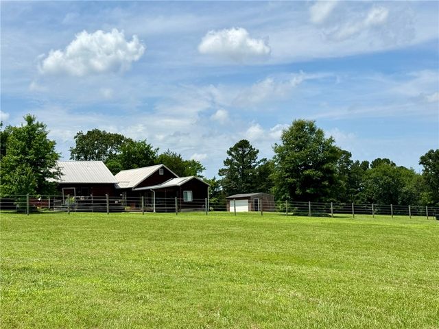 2393 Crow Mountain Road, Russellville, AR 72802