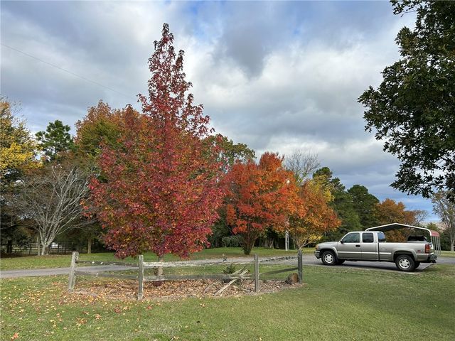 2393 Crow Mountain Road, Russellville, AR 72802