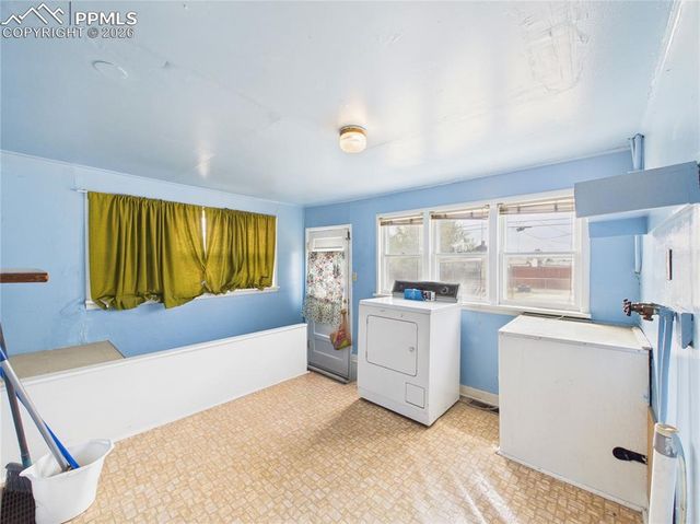 1710 E 11th Street, Pueblo, CO 81001