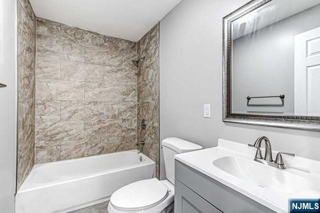 468-470 Park Avenue 2, Paterson, NJ 07504