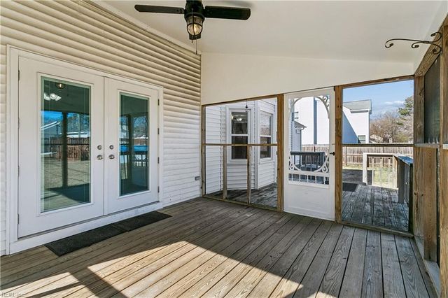 13 Fields DR, Hampton, VA 23664