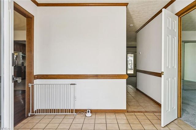 13 Fields DR, Hampton, VA 23664