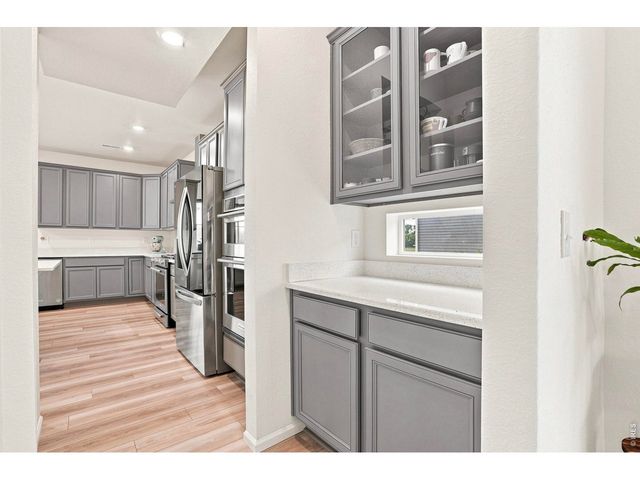 3808 Sprucewood Dr, Johnstown, CO 80534