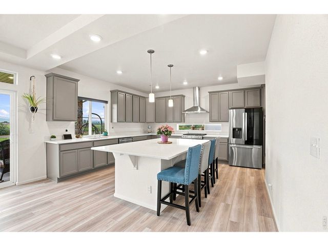 3808 Sprucewood Dr, Johnstown, CO 80534