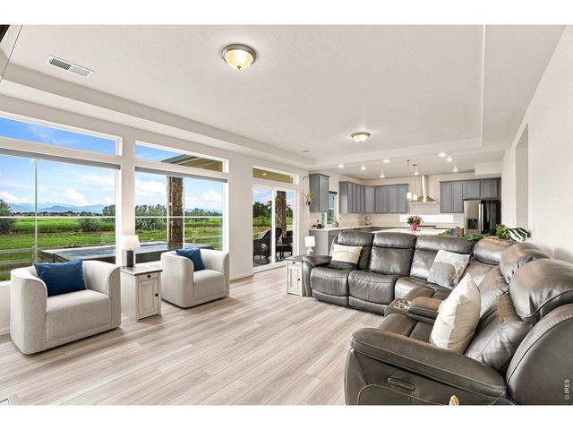 3808 Sprucewood Dr, Johnstown, CO 80534