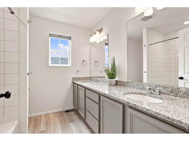 3808 Sprucewood Dr, Johnstown, CO 80534