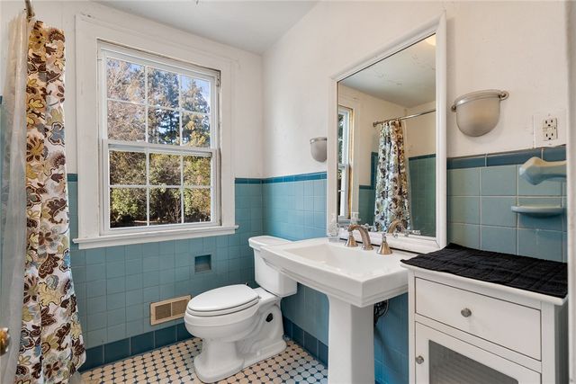 2307 W North Avenue, Anderson, SC 29625
