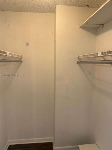 1200 NE Miami Gardens Dr 812W, Miami, FL 33179