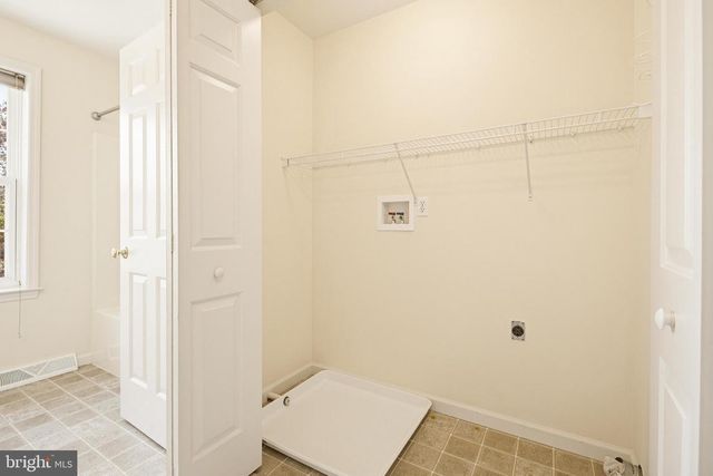 142 BEECH ST, Denver, PA 17517