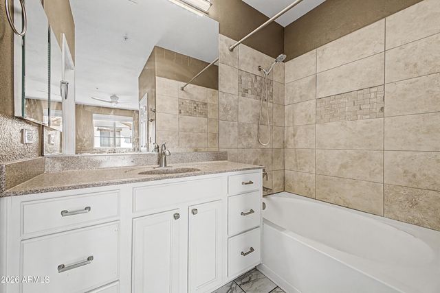 2992 N MILLER Road A214, Scottsdale, AZ 85251