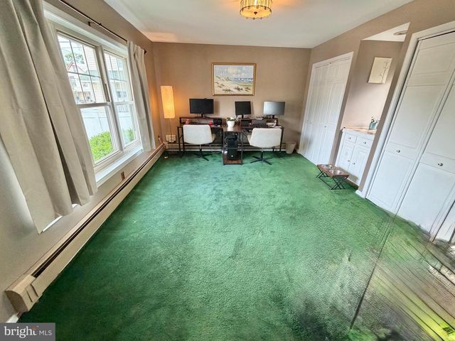 200 N OAK AVE, National Park, NJ 08063