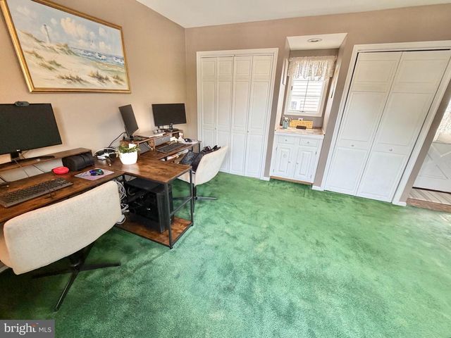 200 N OAK AVE, National Park, NJ 08063