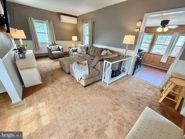 200 N OAK AVE, National Park, NJ 08063