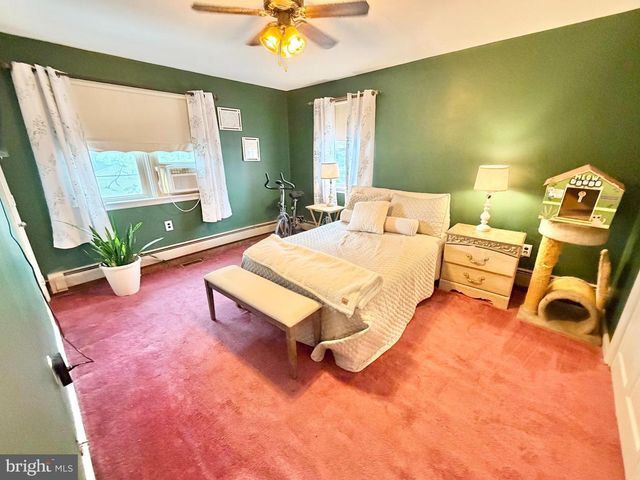 200 N OAK AVE, National Park, NJ 08063