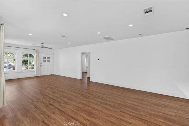 3538 London, Los Angeles, CA 90026