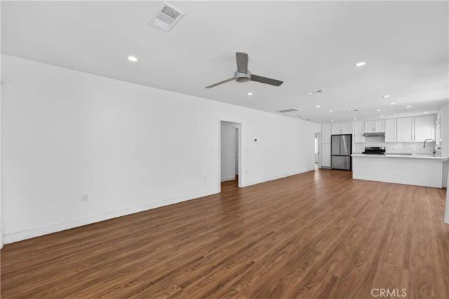 3538 London, Los Angeles, CA 90026