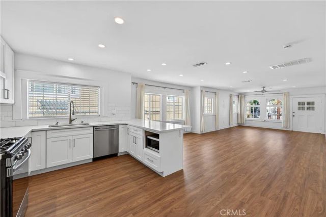 3538 London, Los Angeles, CA 90026