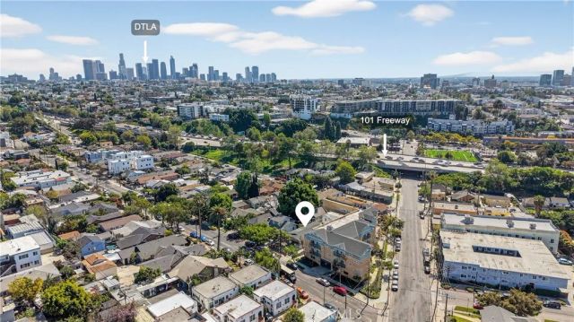 3538 London, Los Angeles, CA 90026
