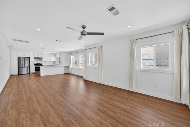 3538 London, Los Angeles, CA 90026