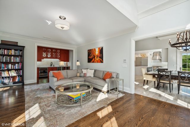 675 Old Barrington Road, North Barrington, IL 60010