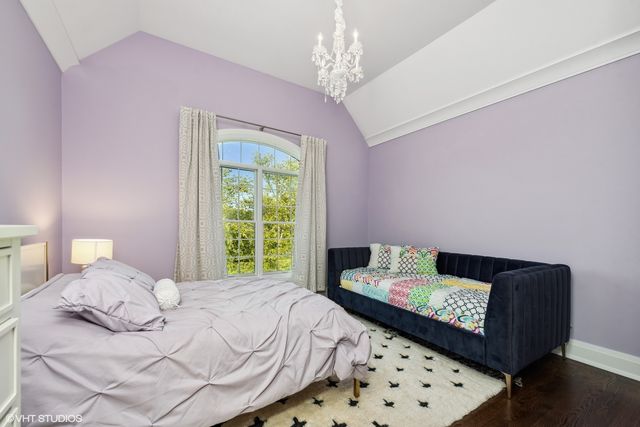 675 Old Barrington Road, North Barrington, IL 60010