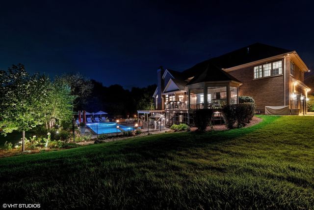 675 Old Barrington Road, North Barrington, IL 60010