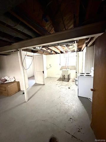20449 Gallagher Street, Detroit, MI 48234