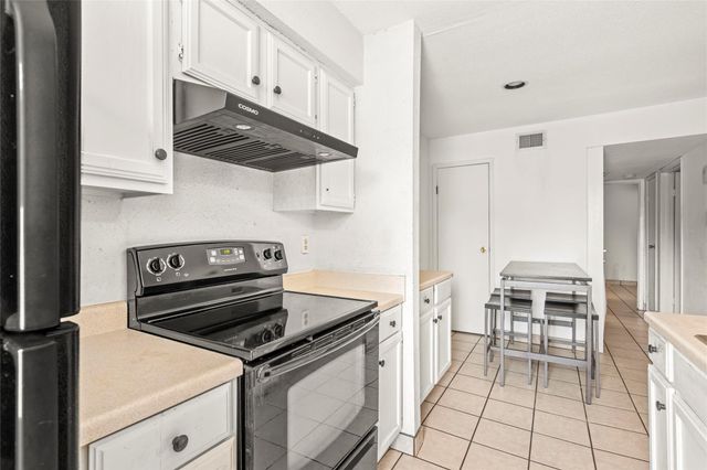 3900 Woodchase Drive 138, Houston, TX 77042
