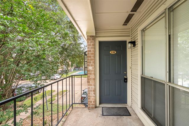 3900 Woodchase Drive 138, Houston, TX 77042