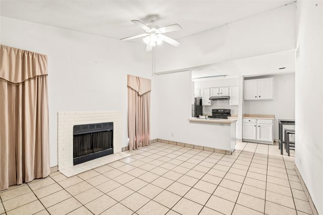 3900 Woodchase Drive 138, Houston, TX 77042